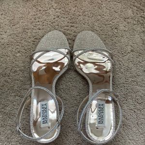 Badgley Mischka Ultima Pale Gold Sandals Size 9 Worn Once